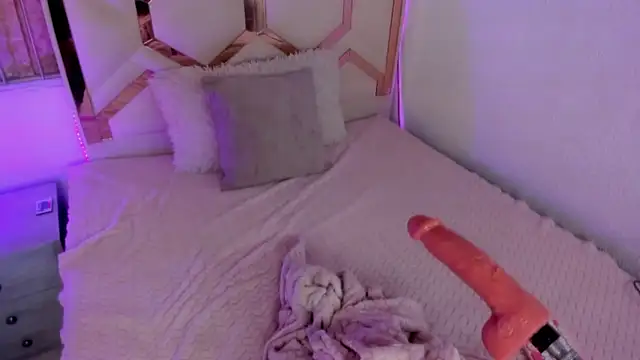 Venuss1  online show from March 2026 06:49:02 AM