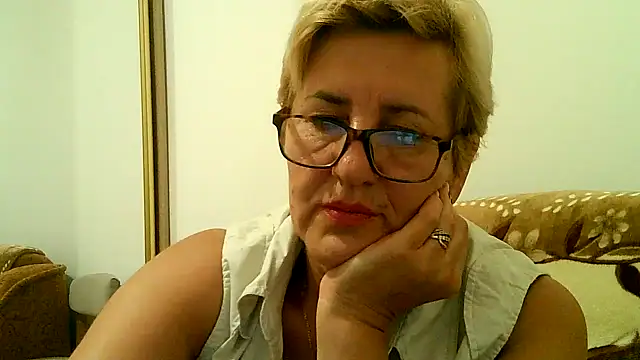 Dana4921 online show from September 2025 05:06:02 PM