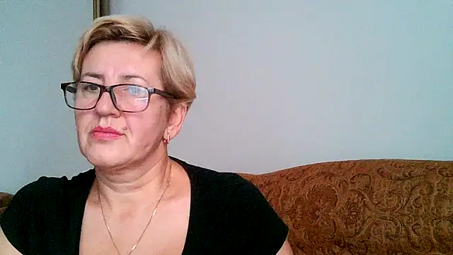 Dana4921 online show from October 2025 03:36:02 PM