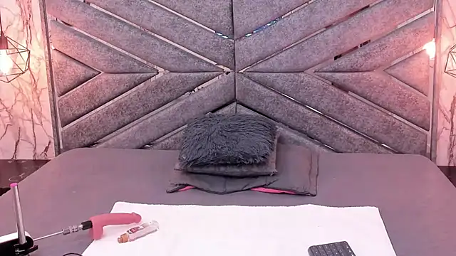 Snapshot of SASHA_BROWNIE__ chatting on November 2025 07:40:01 PM SASHA BROWNIE online show from November 2025 07:40:01 PM