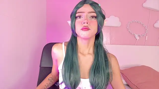 Taylorsmitth  online show from November 2025 11:36:02 AM