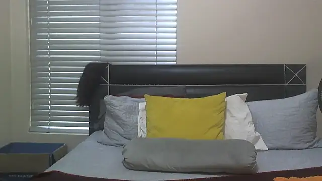 SweetBerryBliss online show from September 2025 02:26:02 PM