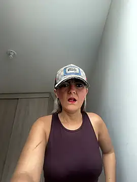 Tinymilf  online show from June 2026 06:40:01 PM
