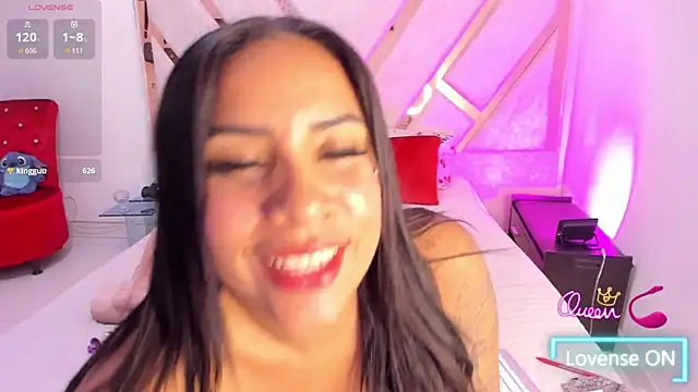 Snapshot of MarianaaSantos chatting on June 2026 12:52:02 AM MarianaaSantos online show from June 2026 12:52:02 AM