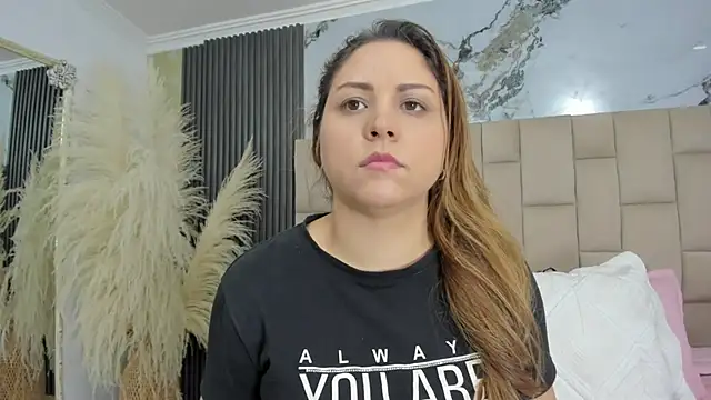 cloesummerr  online show from March 2026 12:30:02 PM