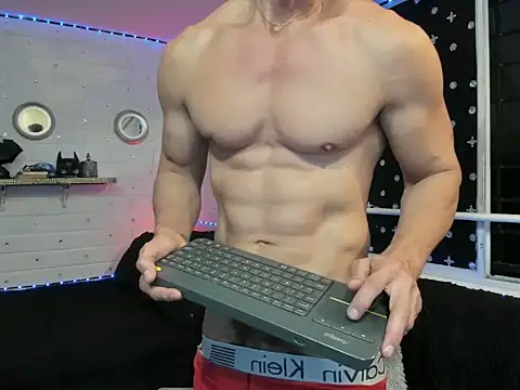 Snapshot of AdanXanders chatting on September 2025 04:45:02 AM AdanXanders online show from September 2025 04:45:02 AM
