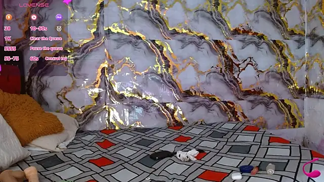 scarlethcooper99 online show from March 2026 10:17:01 PM