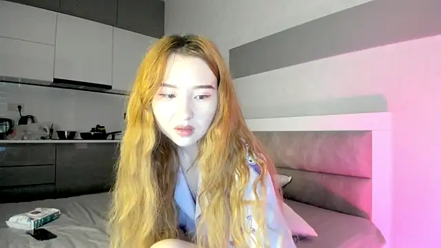 Clarity Yumi online show from October 2025 02:57:02 AM