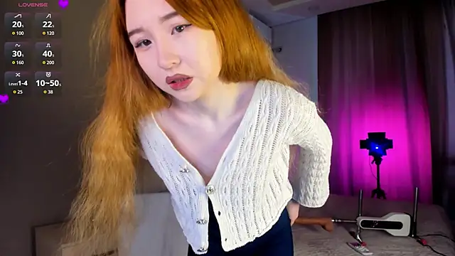 Clarity Yumi online show from November 2025 12:54:01 PM