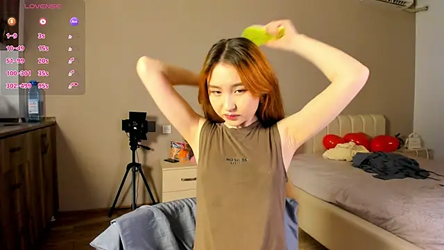 Clarity Yumi online show from December 2025 02:56:01 PM