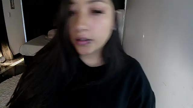 Mia 1120 online show from September 2025 10:32:01 PM