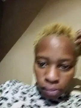 Mercy Browny online show from October 2025 04:02:01 AM