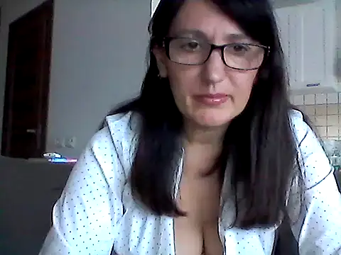 Elena48324 online show from May 2026 09:04:01 AM