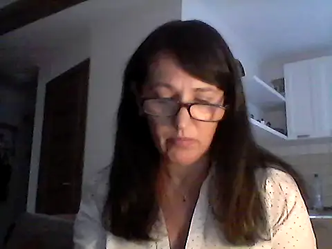 Snapshot of Elena48324 chatting on October 2025 01:23:02 PM Elena48324 online show from October 2025 01:23:02 PM