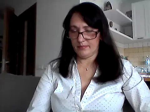 Elena48324 online show from May 2026 09:46:02 AM