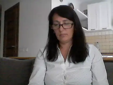 Snapshot of Elena48324 chatting on October 2025 02:18:01 PM Elena48324 online show from October 2025 02:18:01 PM