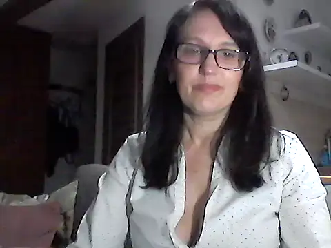 Elena48324 online show from April 2026 05:30:01 PM