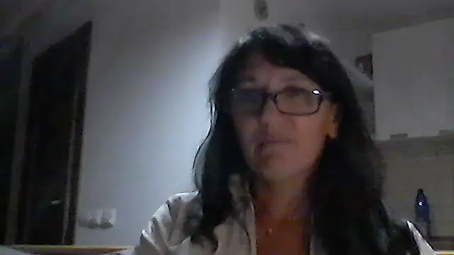 Snapshot of Elena48324 chatting on September 2025 06:40:01 PM Elena48324 online show from September 2025 06:40:01 PM