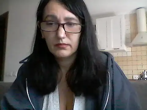 Elena48324 online show from February 2026 01:33:02 PM