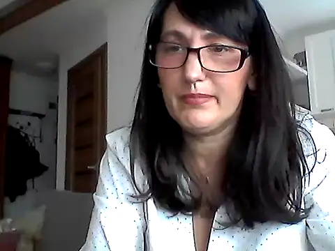 Elena48324 online show from May 2026 01:03:02 PM
