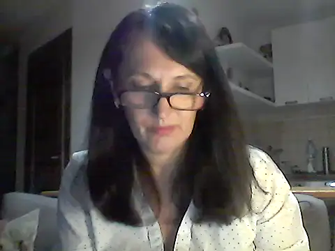 Snapshot of Elena48324 chatting on October 2025 06:31:01 PM Elena48324 online show from October 2025 06:31:01 PM