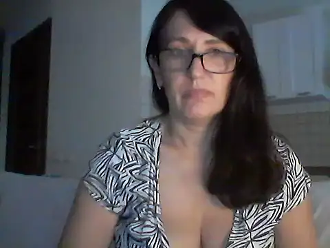 Snapshot of Elena48324 chatting on July 2026 04:40:02 PM Elena48324 online show from July 2026 04:40:02 PM