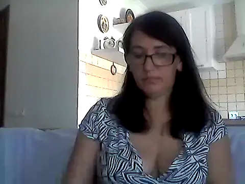 Snapshot of Elena48324 chatting on June 2026 09:16:02 AM Elena48324 online show from June 2026 09:16:02 AM