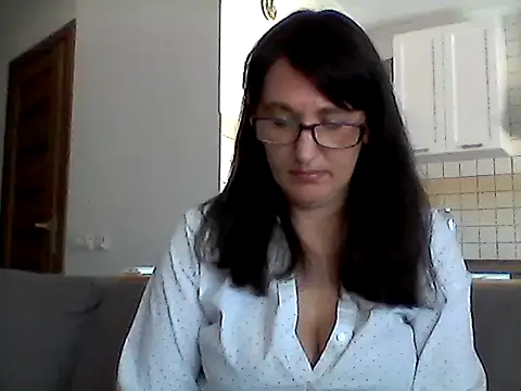 Elena48324 online show from May 2026 07:06:01 AM