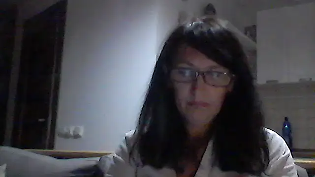 Snapshot of Elena48324 chatting on September 2025 05:44:01 PM Elena48324 online show from September 2025 05:44:01 PM