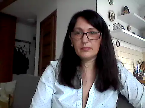 Elena48324 online show from May 2026 10:32:01 AM