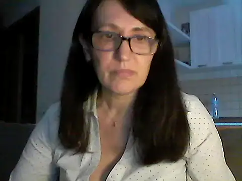 Elena48324 online show from May 2026 05:18:01 PM