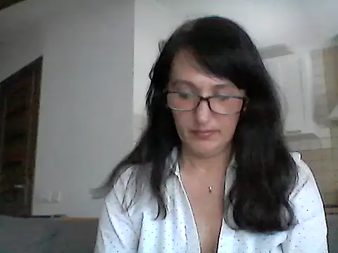 Snapshot of Elena48324 chatting on June 2026 01:09:02 PM Elena48324 online show from June 2026 01:09:02 PM