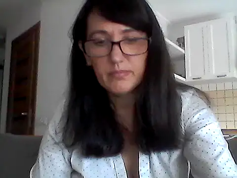 Snapshot of Elena48324 chatting on June 2026 08:41:02 AM Elena48324 online show from June 2026 08:41:02 AM