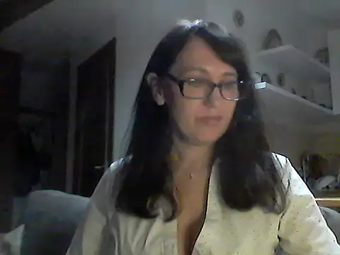 Snapshot of Elena48324 chatting on June 2026 06:57:01 PM Elena48324 online show from June 2026 06:57:01 PM