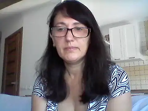 Snapshot of Elena48324 chatting on July 2026 05:58:01 AM Elena48324 online show from July 2026 05:58:01 AM
