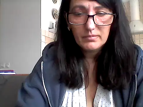 Elena48324 online show from April 2026 10:41:01 AM