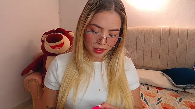  Tiffany1 online show from February 2026 01:38:01 AM