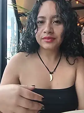 Yaya watson online show from July 2026 07:25:01 PM