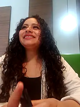 Yaya watson online show from October 2025 08:21:02 PM