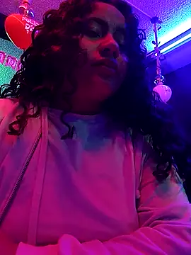 Yaya watson online show from October 2025 07:40:01 PM