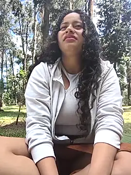 Yaya watson online show from January 2026 05:05:01 PM