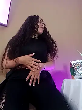 Yaya watson online show from September 2025 06:58:01 PM