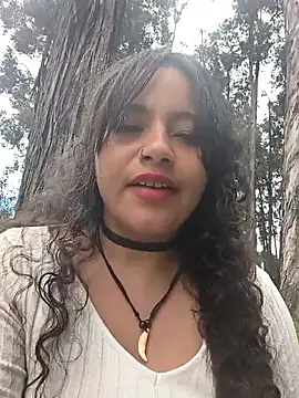 Yaya watson online show from February 2026 07:00:02 PM