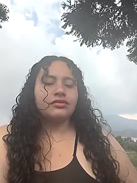 Yaya watson online show from December 2025 08:13:01 PM