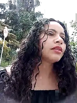 Yaya watson online show from September 2025 06:53:01 PM