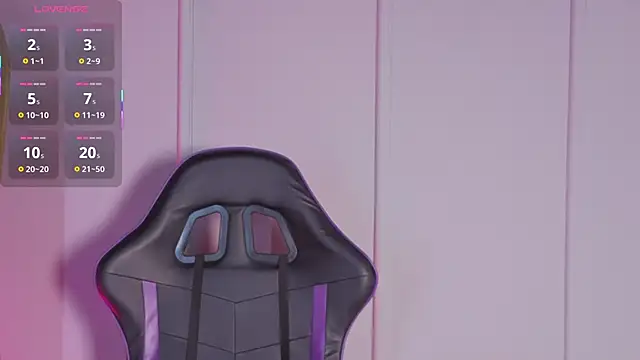 Snapshot of Zafiro__Brown chatting on November 2025 11:32:02 AM Zafiro Brown online show from November 2025 11:32:02 AM