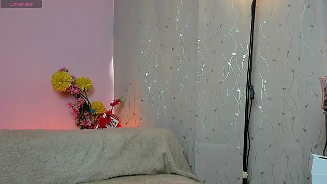 Dafne Mel online show from April 2026 06:55:01 PM