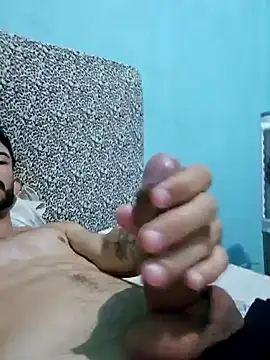 Saraiva2002 online show from October 2025 10:39:01 AM