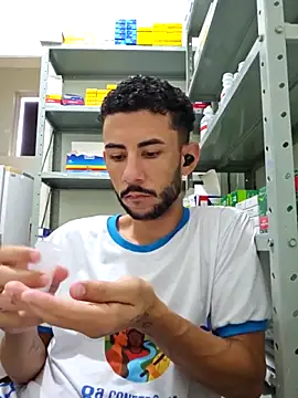 Saraiva2002 online show from September 2025 01:14:01 PM