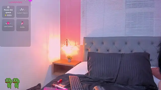 01 ashley online show from June 2026 12:39:02 PM